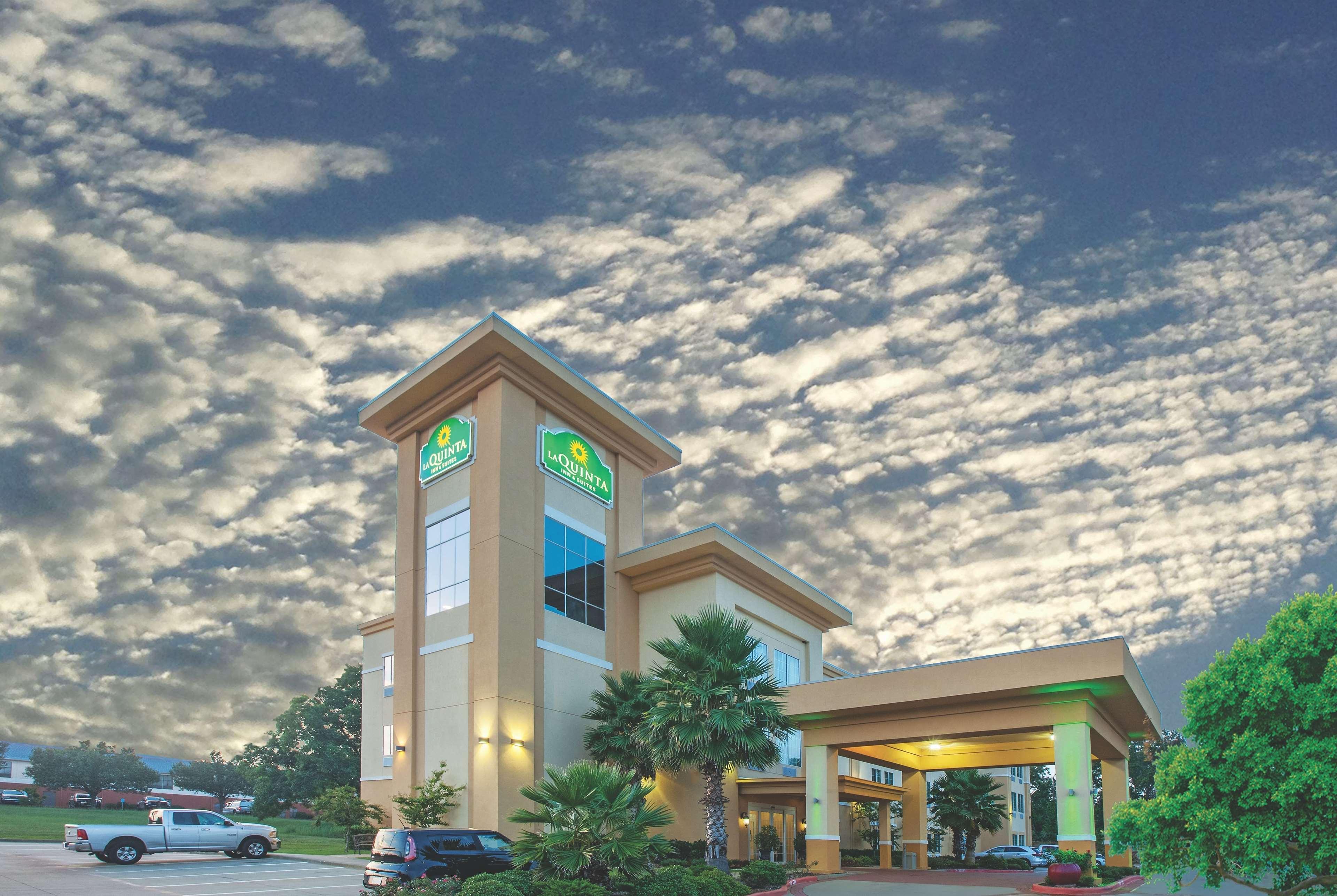 La Quinta By Wyndham Jacksonville, Texas Hotel