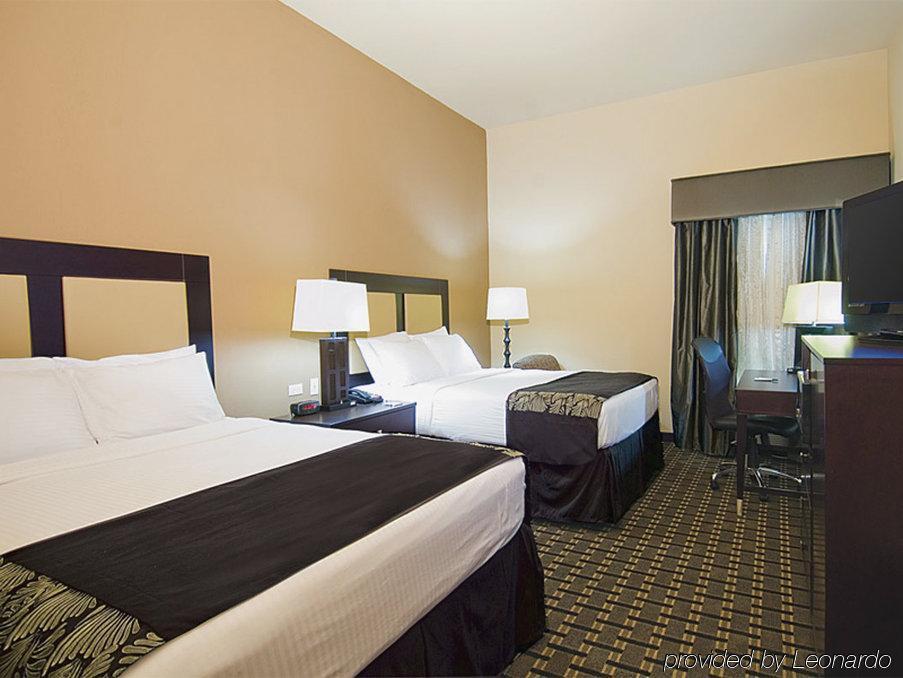 La Quinta By Wyndham Jacksonville, Texas Hotel